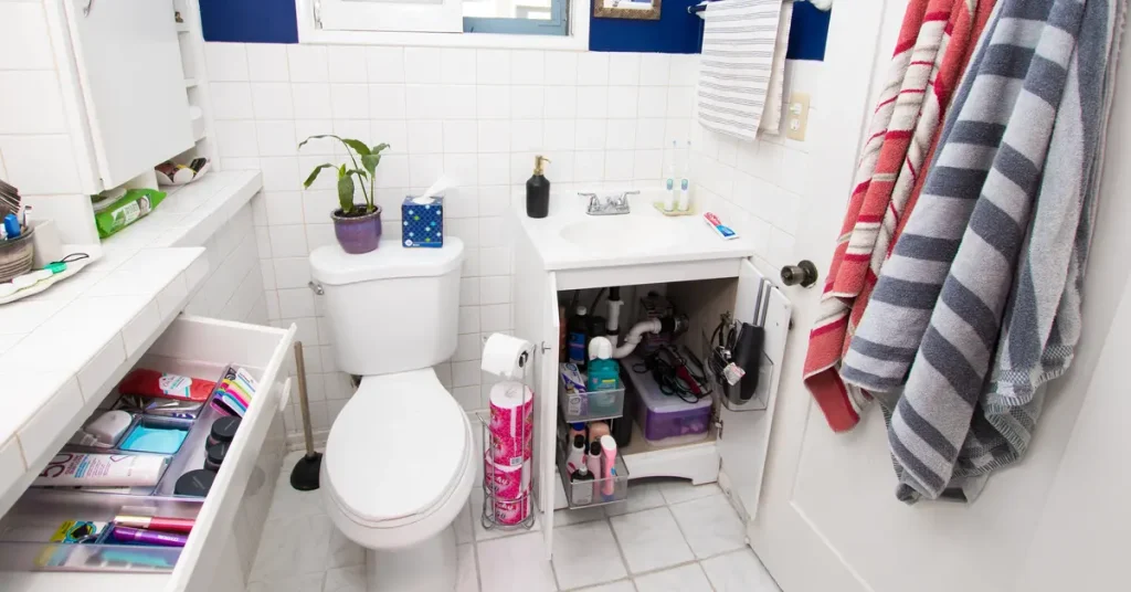 A well-organised bathroom
